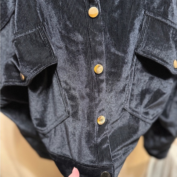 PrettyLittleThing Black Velvet Corduroy Bomber Jacket with Gold Accents - Picture 8 of 16